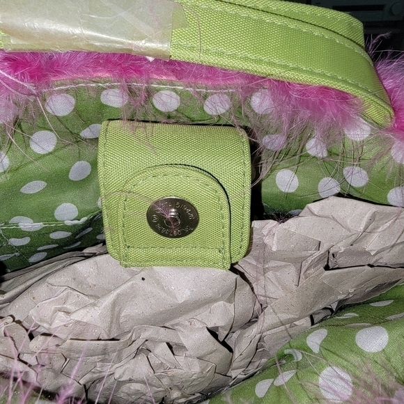 5/$13 Pink fuzzy boa accent around top Long strap Green & pink purse - Picture 13 of 16